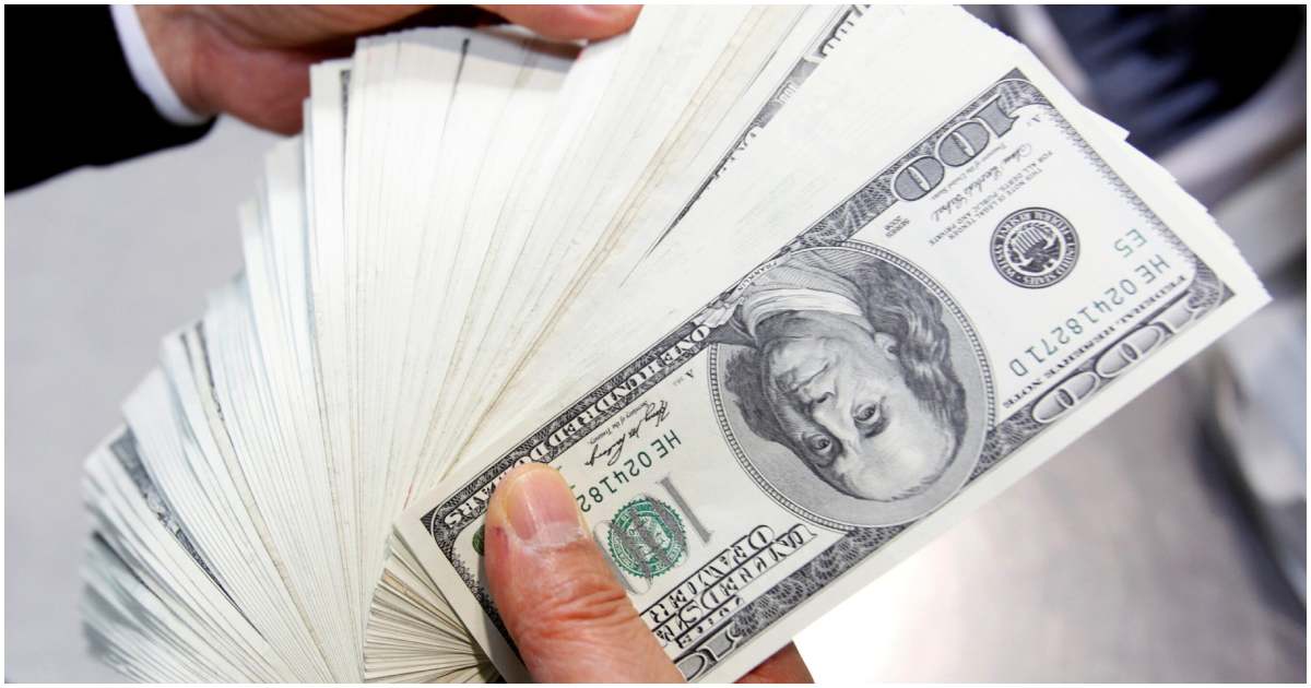 ইউএস ডলার নোট। ছবি: রয়টার্স